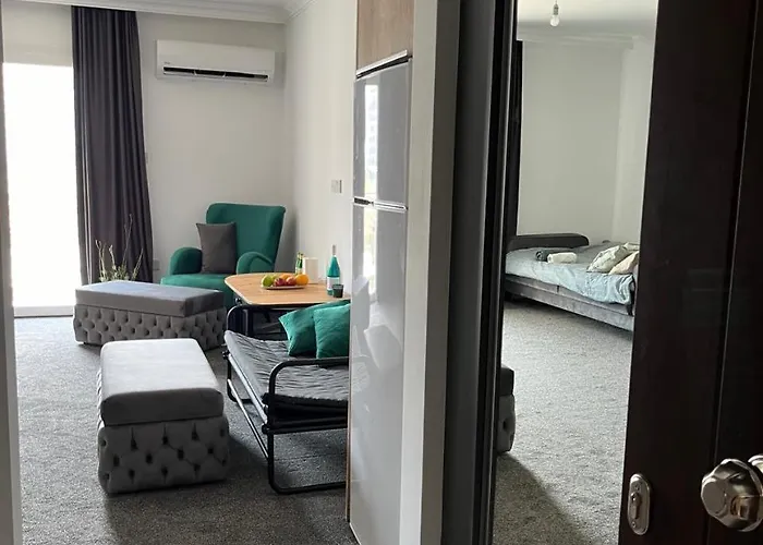 Cyprus Chill * Trikomo